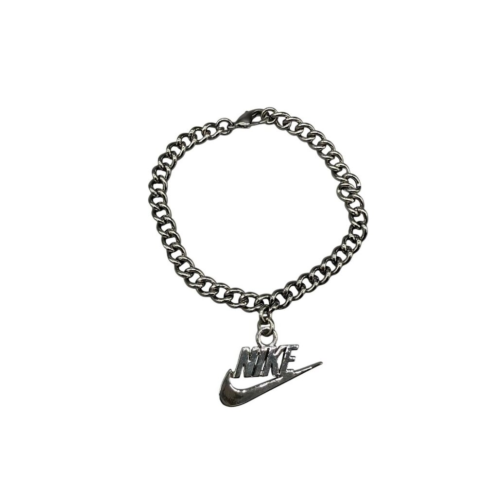 Nike Swoosh Charm Curb Chain Bangle Bracelet Silver Tone Trendy Streetwear - Picture 3 of 5